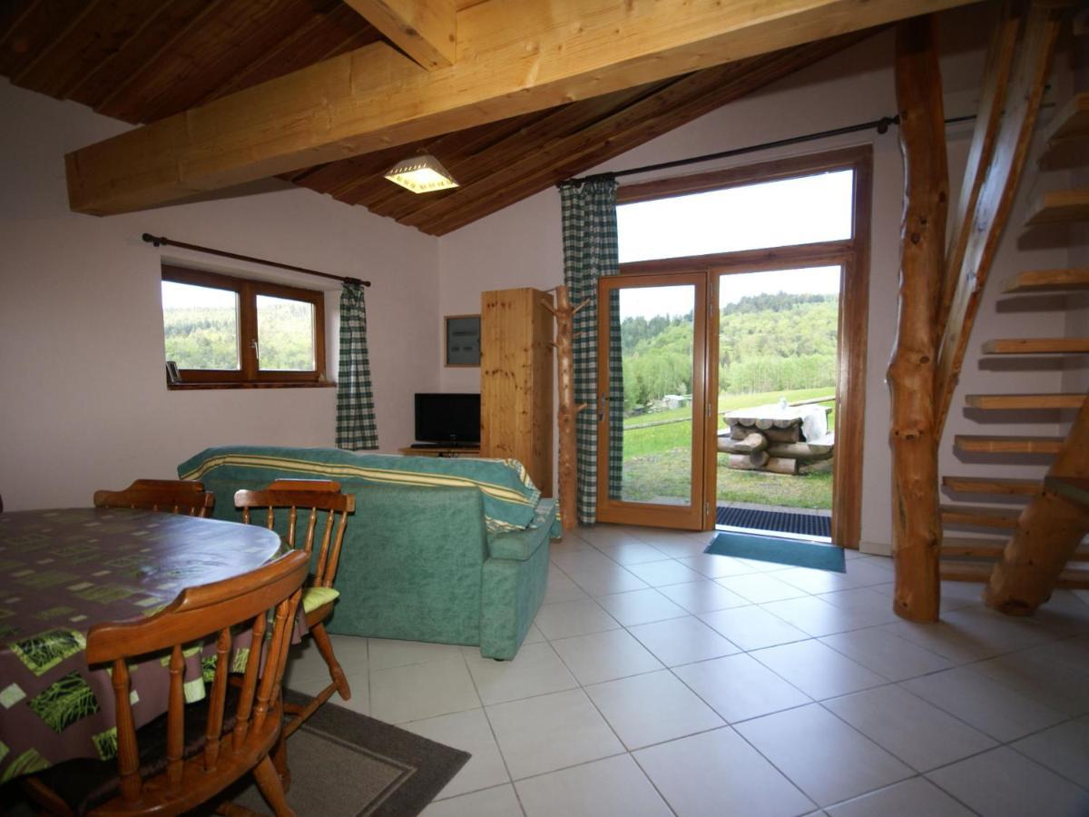 Cosy With Garden In *