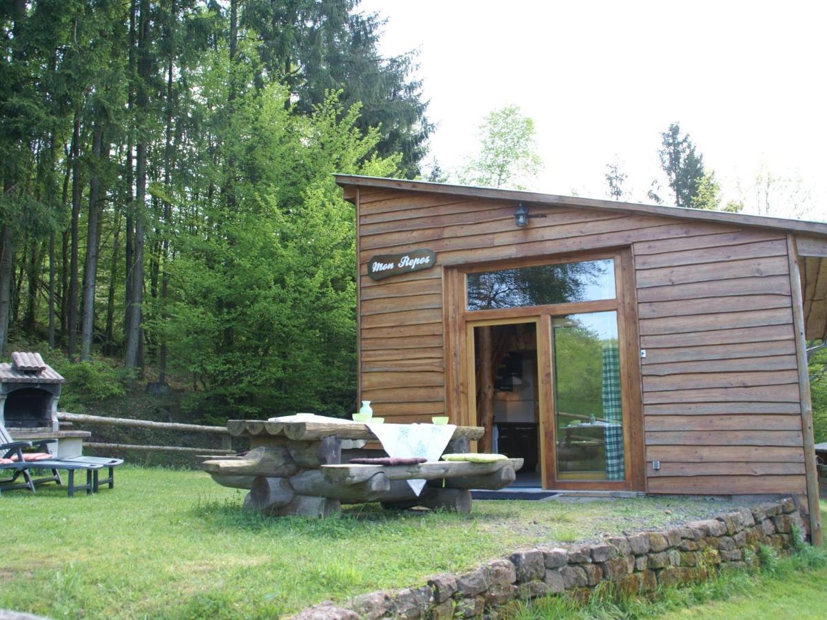 Cosy With Garden In *